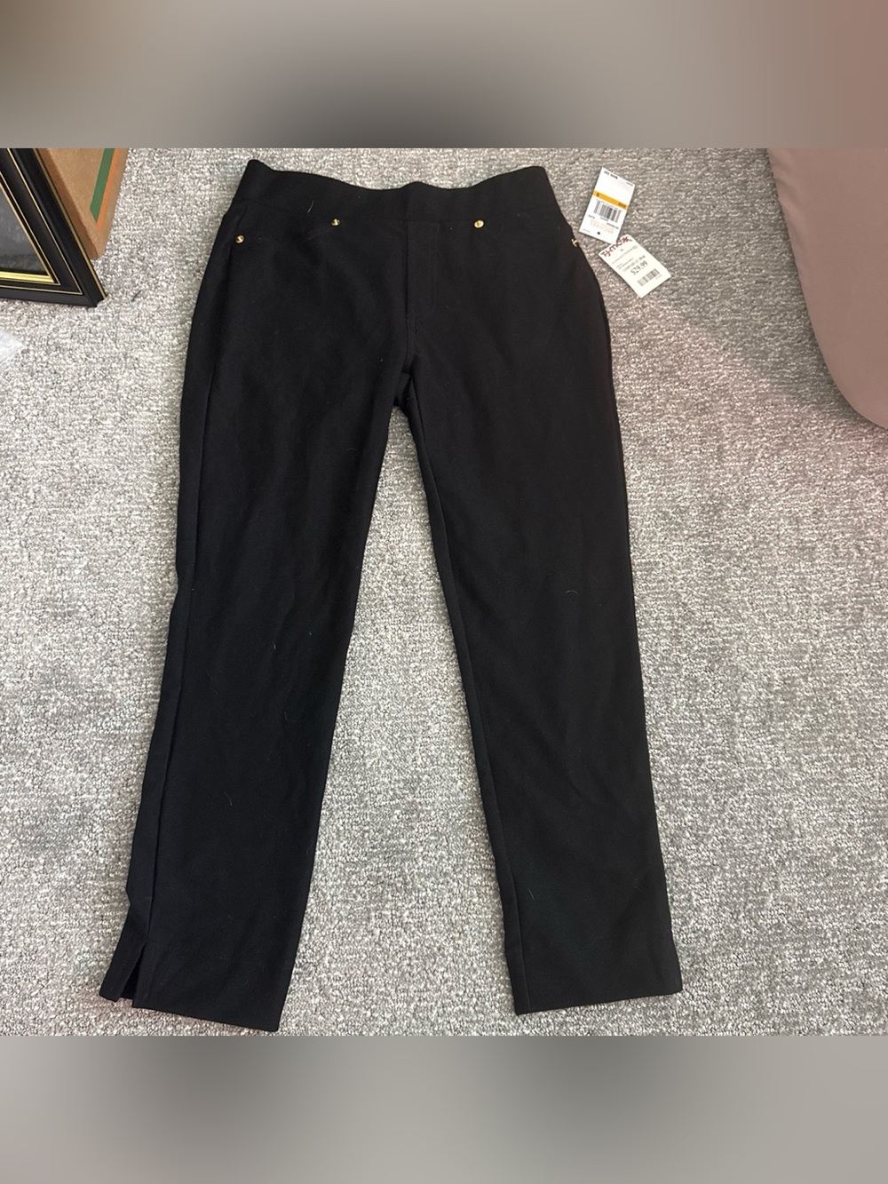 MICHAEL Michael Kors Black Straight Leg Pants with Gold Accent- size Small